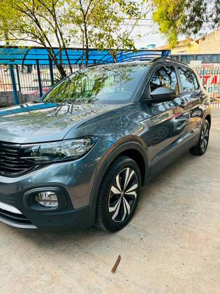 VOLKSWAGEN T-CROSS 1.0 200 TSI TOTAL FLEX COMFORTLINE AUTOMÁTICO VOLKSWAGEN T-CROSS 1.0 200 TSI TOTAL FLEX COMFORTLINE AUTOMÁTICO